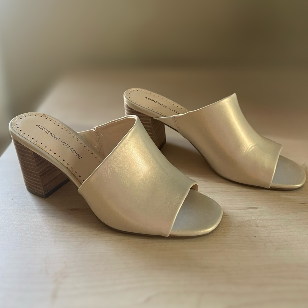Adrienne Vittadini Stacked Heel Mule Sandals